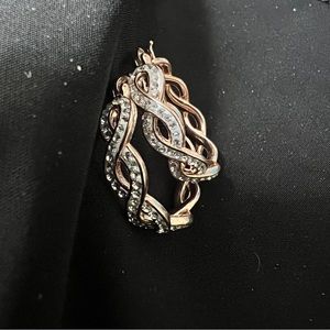 Item 31 - Rose Goldtone Earrings